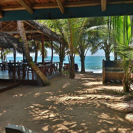 Bed and Breakfast Panorama Rock Cafe Tangalle Exteriér fotografie