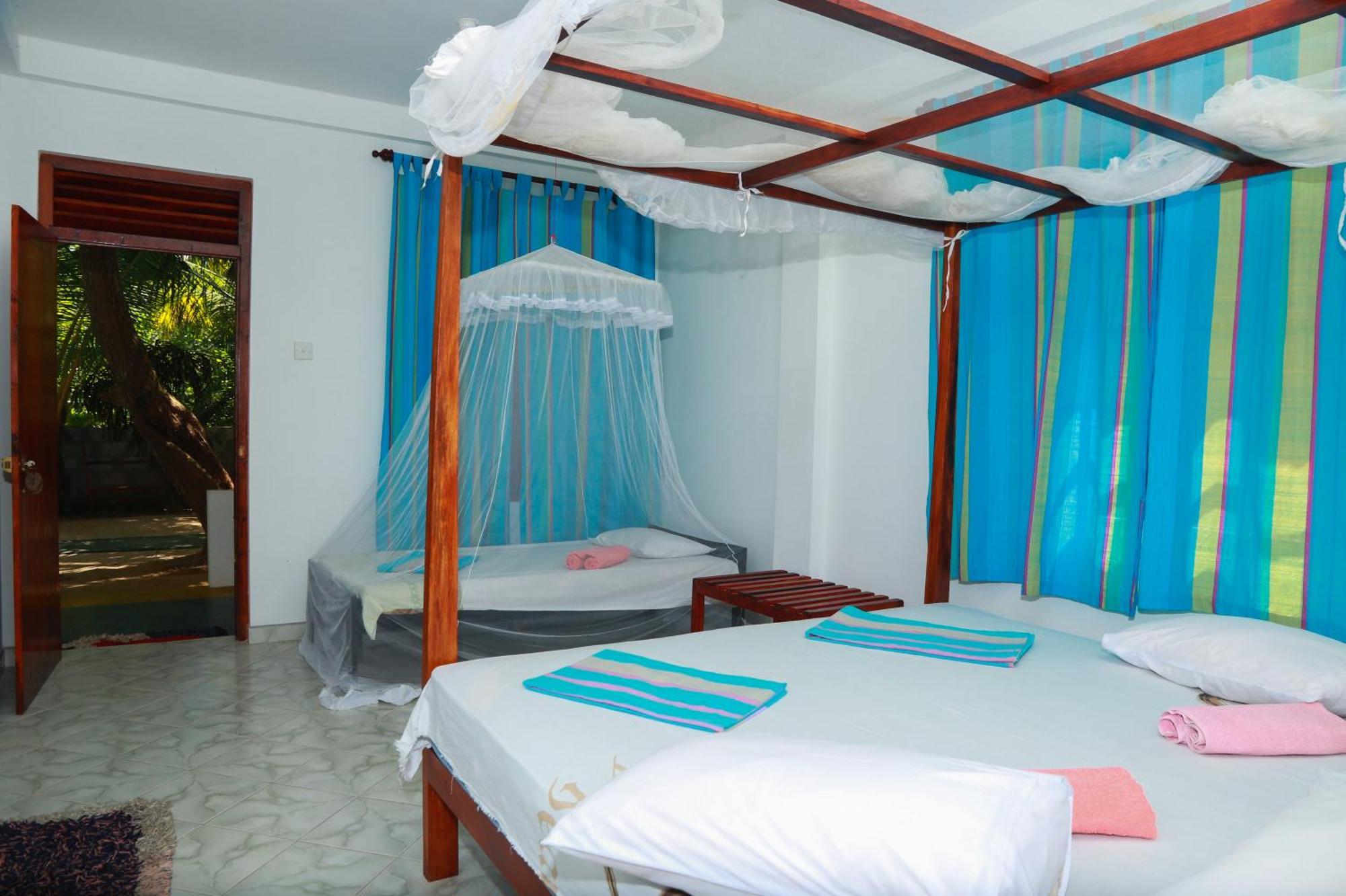 Bed and Breakfast Panorama Rock Cafe Tangalle Exteriér fotografie