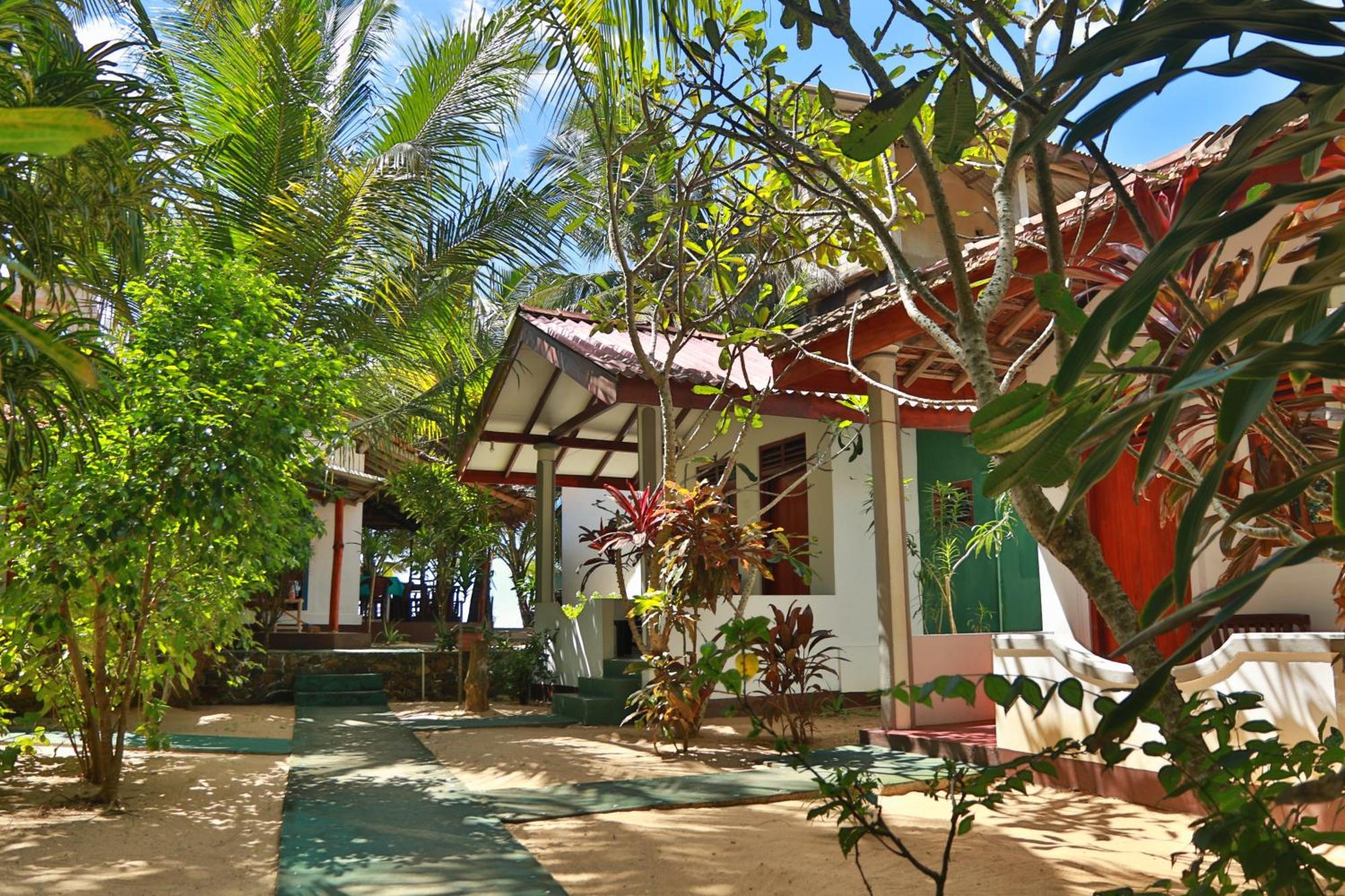 Bed and Breakfast Panorama Rock Cafe Tangalle Exteriér fotografie