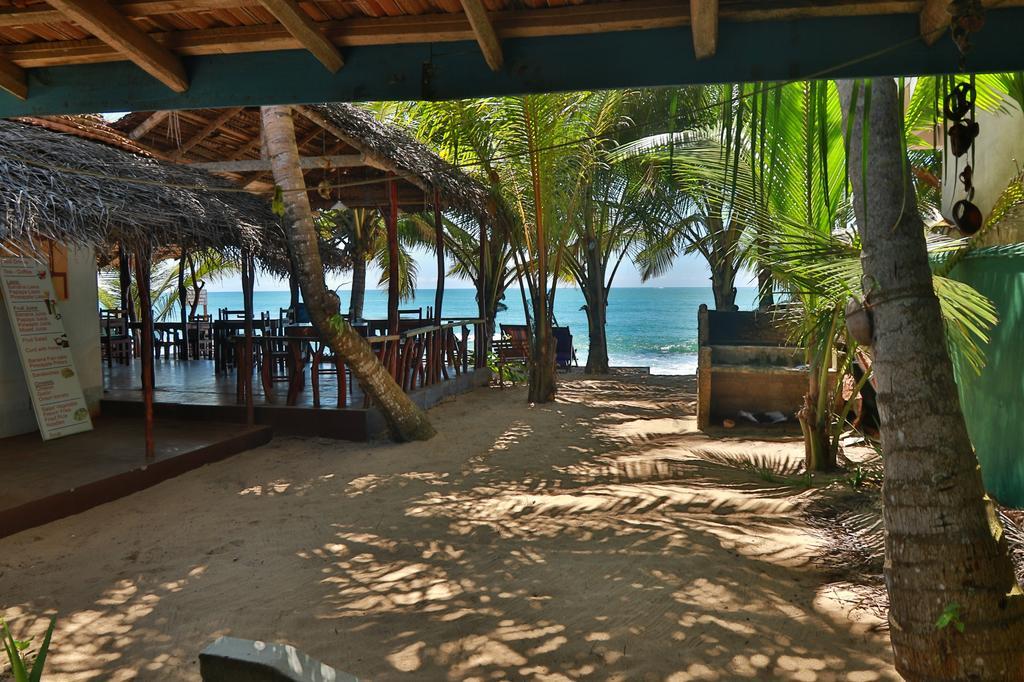 Bed and Breakfast Panorama Rock Cafe Tangalle Exteriér fotografie