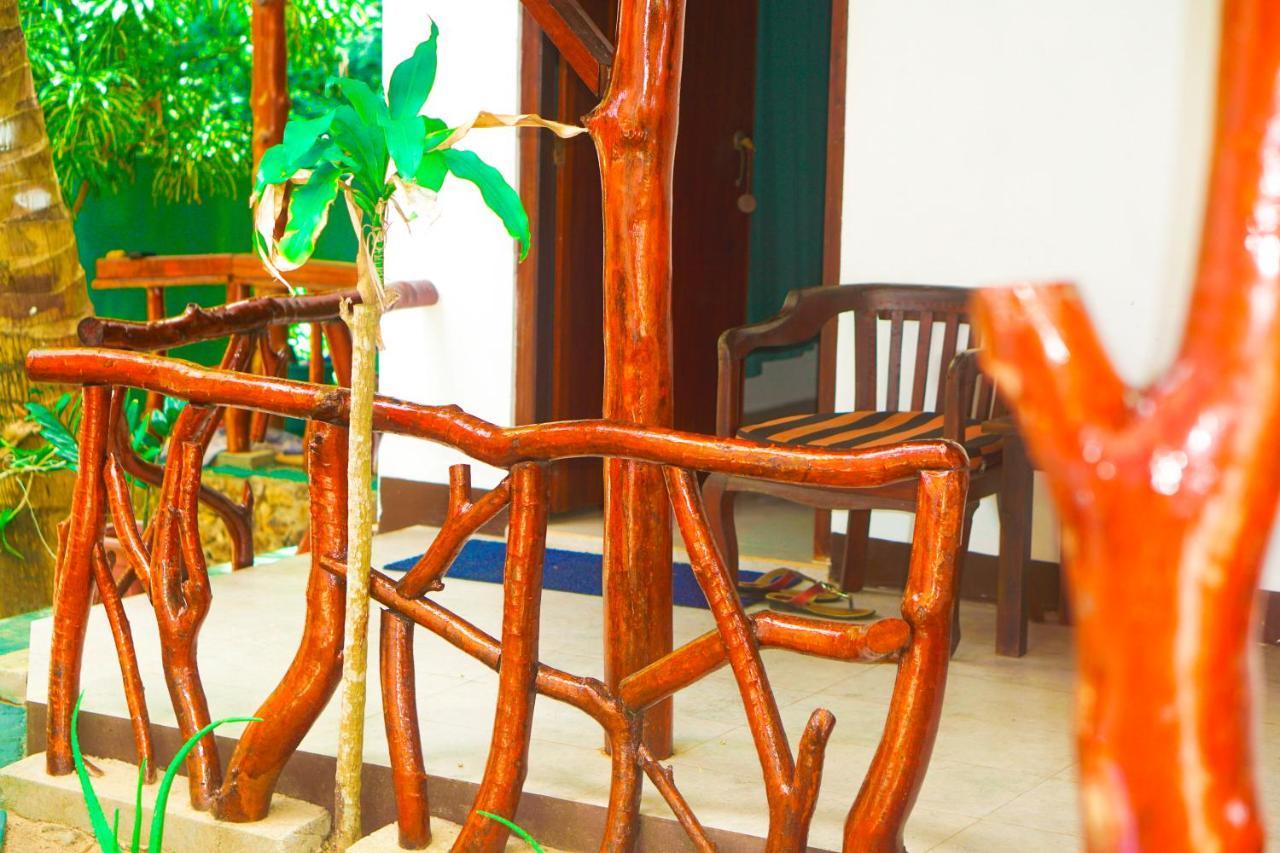 Bed and Breakfast Panorama Rock Cafe Tangalle Exteriér fotografie