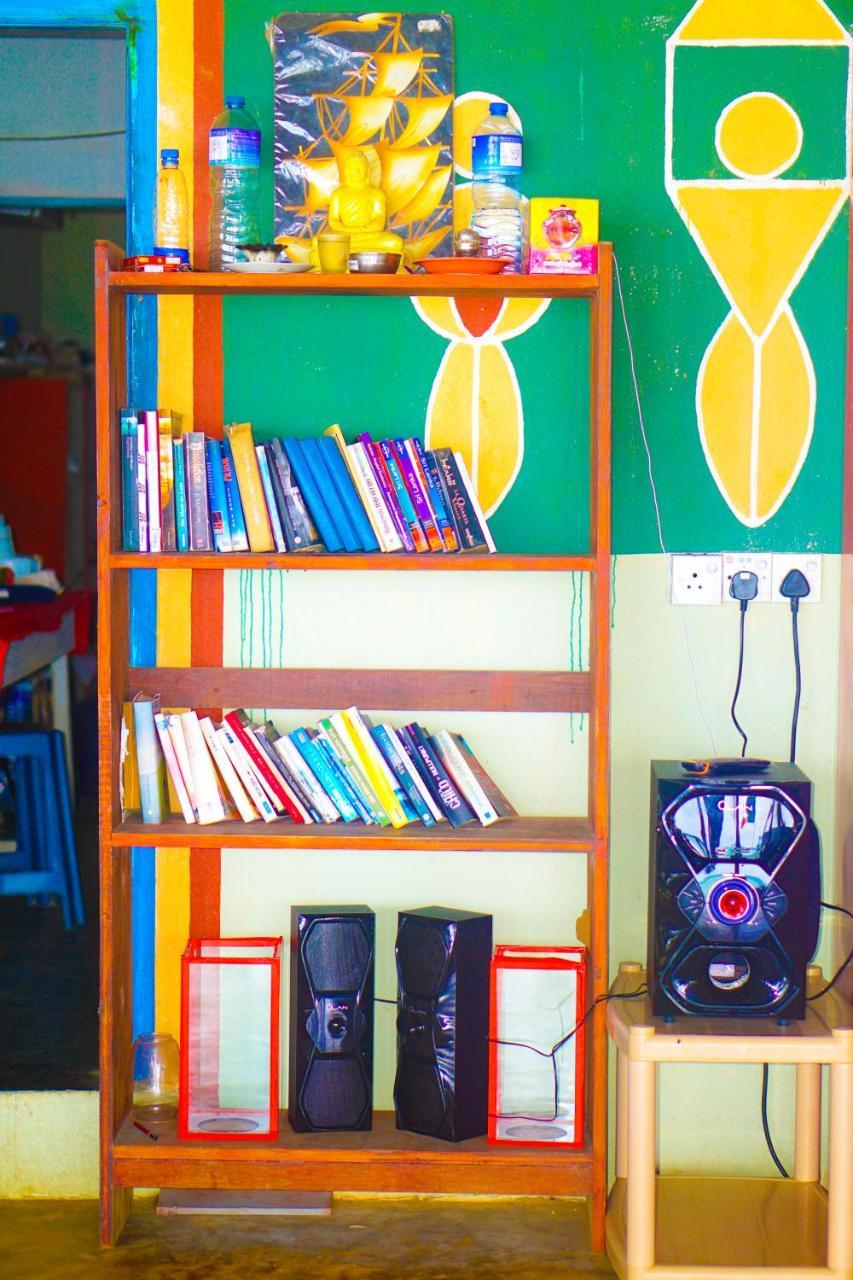 Bed and Breakfast Panorama Rock Cafe Tangalle Exteriér fotografie
