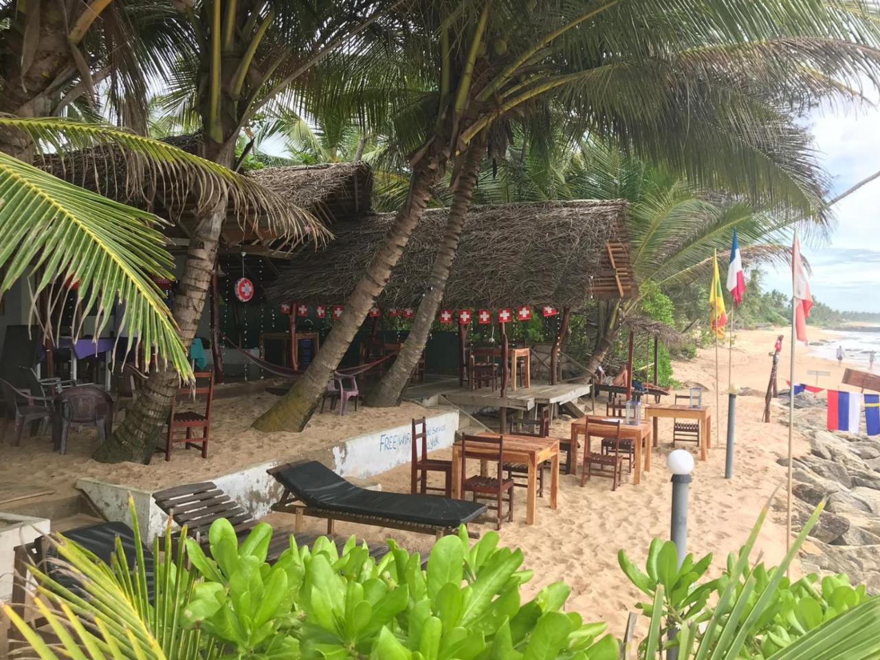 Bed and Breakfast Panorama Rock Cafe Tangalle Exteriér fotografie