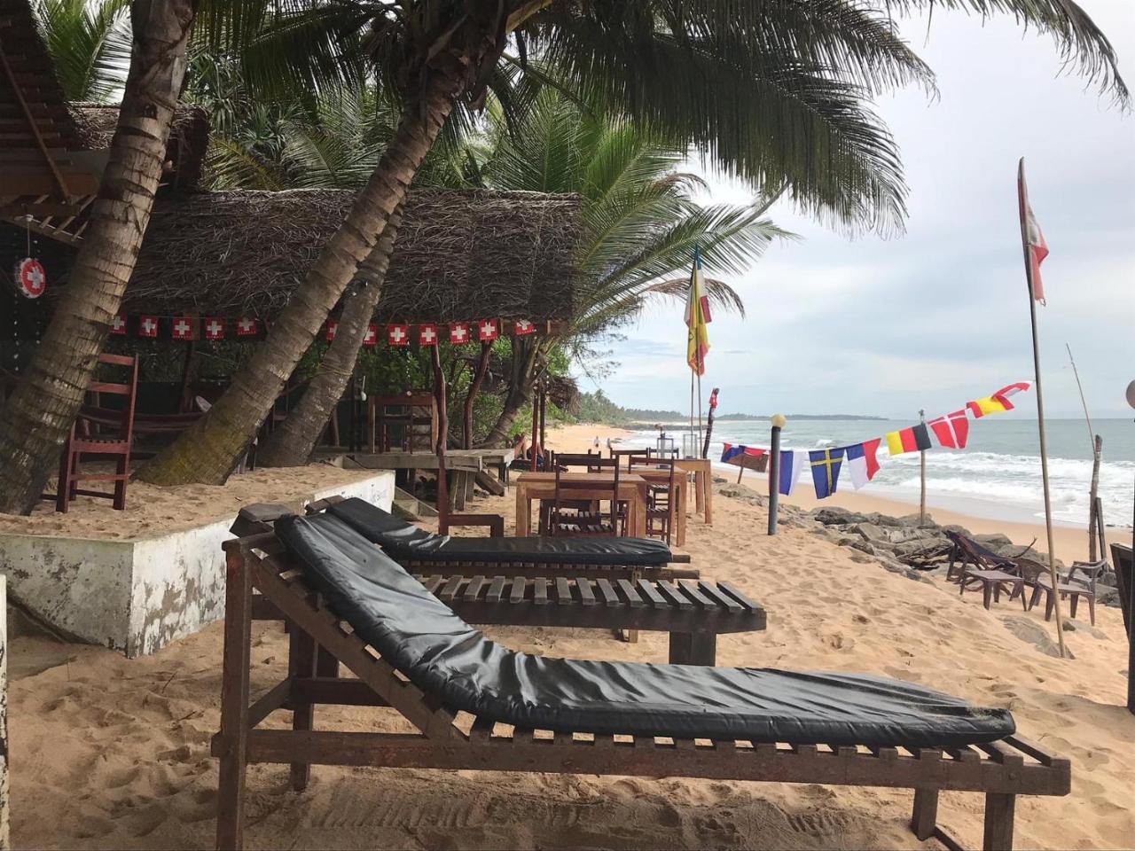 Bed and Breakfast Panorama Rock Cafe Tangalle Exteriér fotografie
